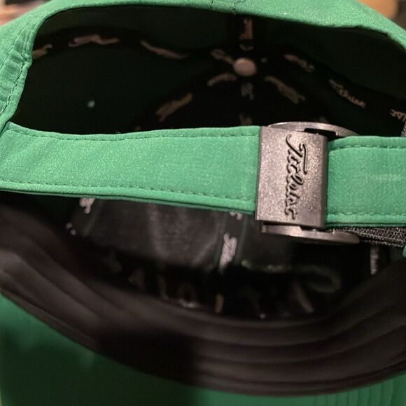 Titleist Players Performance Ball Marker Golf Cap Adjustable Adult Size Green - Picture 6 of 9